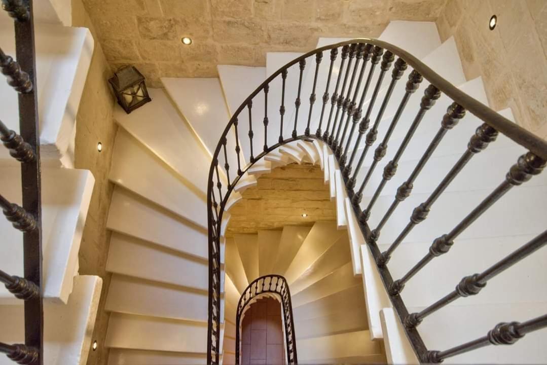 Julesy'S Bnb Hotel Cospicua ภายนอก รูปภาพ
