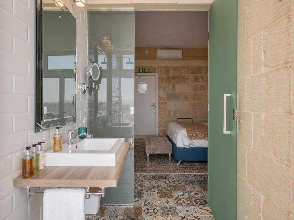 Julesy'S Bnb Hotel Cospicua ภายนอก รูปภาพ